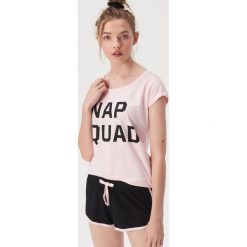 Dwuczęściowa piżama z napisem Nap squad - Różowy. Piżamy Sinsay. Za 39.99 zł.