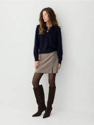 Wełniany sweter z dodatkiem kaszmiru - granatowy. Niebieskie swetry Reserved, l, bez wzorów, z dzianiny, bez ramiączek. Za 279.99 zł.