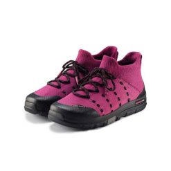 Buty turystyczne damskie wodoodporne Brubeck TREK MERINO. Czerwone buty trekkingowe Brubeck, z wełny, bez zapięcia. Za 499.00 zł.