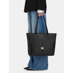 Torebka JENNY. Czarne torebki klasyczne Jenny, bez wzorów, bez dodatków. Za 139.99 zł.