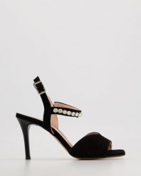 ZAMSZOWE SANDAŁY 5955A NUB NERO. Sandały Venezia, bez wzorów, ze skóry, bez obcasa, bez zapięcia. Za 259.00 zł.