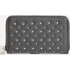 Portfel z dżetami - Czarny. Czarne portfele Sinsay. Za 24.99 zł.