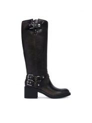 Guess Kozaki FLTMAT LEA11 Czarny. Czarne kozaki Guess, z aplikacjami, ze skóry, bez obcasa, na słupku, bez zapięcia. Za 824.99 zł.