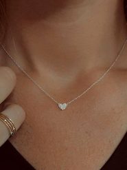 OR Carats Złoty naszyjnik z diamentem rozmiar: onesize. Szare naszyjniki OR Carats, z materiału, z diamentem, złote. Za 750.26 zł.