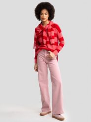 Sweter damski bawełniany różowy Heartelia 601. Czerwone swetry BIG STAR, na lato, l, bez wzorów, z bawełny, klasyczne, bez ramiączek. W wyprzedaży za 99.99 zł.