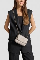 GUESS Torebka w kolorze taupe damska Giully II Mini. Brązowe kopertówki Guess, z aplikacjami, z materiału, eleganckie, na ramię, bez dodatków. W wyprzedaży za 429.99 zł.