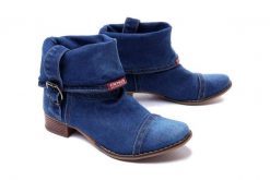 ARTIKER RELAKS 40C0201 jeans, botki damskie. Niebieskie botki Artiker Relaks, bez wzorów, z jeansu, bez obcasa, na obcasie, bez zapięcia. Za 275.92 zł.