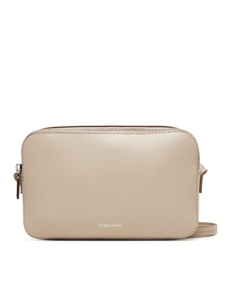 Calvin Klein Torebka Foil Logo Elongated Camera Bag LV04F3276G Beżowy. Brązowe listonoszki Calvin Klein, bez wzorów, ze skóry, bez dodatków. Za 249.99 zł.