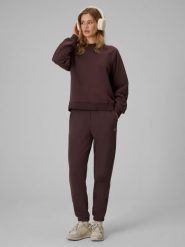 4F Spodnie dresowe joggery damskie - brązowe L. Brązowe spodnie dresowe 4f, bez wzorów, z dresówki. Za 129.99 zł.