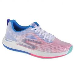 Buty do chodzenia damskie Skechers GO Run Pulse. Białe buty sportowe lifestyle Skechers, bez wzorów, z materiału, sportowe, bez zapięcia. Za 406.00 zł.