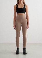 Damskie legginsy wysoki stan, drapane wewnątrz, second skin Warming ciemny brąz. Brązowe legginsy AIM'N, bez wzorów, z elastanu, długie. Za 202.80 zł.