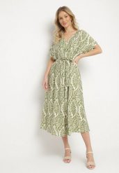 Zielona Wiskozowa Sukienka w Liście z Ozdobnym Paskiem Evelozi. Zielone sukienki Born2be, na co dzień, m, bez wzorów, z wiskozy, eleganckie, bez kołnierzyka, bez ramiączek, maxi, proste. Za 89.99 zł.