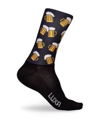 Skarpetki Kolarskie Aero Beer Black. Czarne skarpetki LUXA, bez wzorów, z materiału. Za 119.00 zł.
