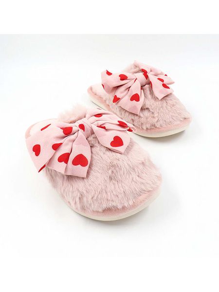 Confly Kapcie w kolorze jasnoróżowym rozmiar: 41. Różowe kapcie Confly, bez wzorów. Za 48.05 zł.