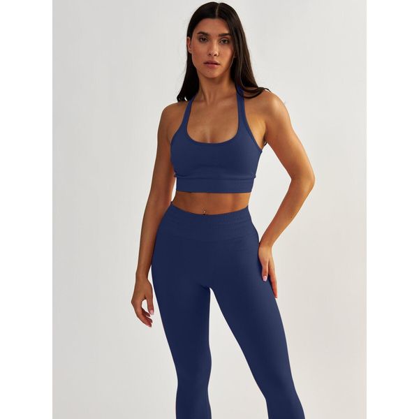 Stanik Fitness BeShaped Gym Queen Bezszwowy. Niebieskie biustonosze BESHAPED, bez wzorów, z nylonu. Za 179.00 zł.