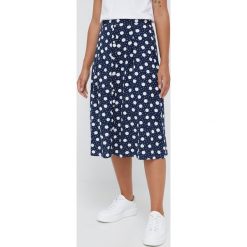 Vero Moda spódnica z domieszką lnu kolor granatowy midi rozkloszowana. Niebieskie spódnice Vero Moda, m, bez wzorów, z tkaniny, midi, rozkloszowane. W wyprzedaży za 83.99 zł.