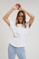 Bluzka z gumą w talii biała. Białe bluzki MOODO, xl, bez wzorów, z gumy, bez kołnierzyka, bez ramiączek. W wyprzedaży za 24.99 zł.