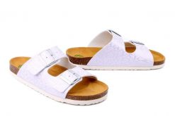 DR. BRINKMANN 700878-42 rosa, klapki damskie. Czerwone klapki Dr. Brinkmann, bez wzorów, bez obcasa, bez zapięcia. Za 174.90 zł.