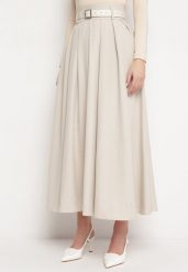 Jasnobeżowa Spódnica o Rozkloszowanym Plisowanym Fasonie z Paskiem z Klamrą Aferna. Brązowe spódnice Born2be, m, bez wzorów, eleganckie, maxi, plisowane. W wyprzedaży za 161.49 zł.