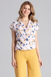 Wzorzysta Kopertowa Bluzka z Opadającym Rękawem. Czerwone bluzki Figl, s, bez wzorów, z elastanu, bez kołnierzyka, bez ramiączek. Za 189.00 zł.
