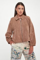 Kurtka damska zamszowa Zuppa WEEKEND MAX MARA. Kurtki Weekend Max Mara, bez wzorów, z zamszu, bez kaptura. Za 2,719.00 zł.
