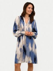 Kaffe Sukienka koszulowa Beathe 10508899 Niebieski Relaxed Fit. Niebieskie sukienki Kaffe, bez wzorów, z wiskozy, bez kołnierzyka, bez ramiączek, koszulowe. Za 169.99 zł.