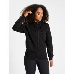Damska bluza z kapturem zapinana na zamek Hummel Red Classic. Czarne bluzy z kapturem Hummel, xl, bez wzorów, z bawełny, z kapturem, na fitness i siłownię. Za 198.50 zł.