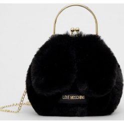Love Moschino torebka kolor czarny. Czarne listonoszki Love Moschino, bez wzorów, bez dodatków. Za 709.99 zł.