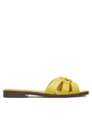 Guess Klapki Symo FLJSYM LEA03 Żółty. Żółte klapki Guess, z aplikacjami, ze skóry, bez obcasa, bez zapięcia. Za 299.99 zł.