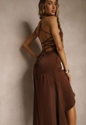 Brązowa Sukienka Vices o Rozkloszowanym Kroju z Odkrytymi Plecami i Gorsetowym Wiązaniem Natiere. Brązowe sukienki Renee, na imprezę, l, bez wzorów, eleganckie, bez kołnierzyka, bez ramiączek, maxi, gorsetowe. W wyprzedaży za 119.99 zł.