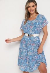 Niebieska Wiskozowa Sukienka o Rozkloszowanym Kroju w Stylu Boho Melnea. Niebieskie sukienki Born2be, bez wzorów, z wiskozy, boho, bez kołnierzyka, bez ramiączek, midi, rozkloszowane. W wyprzedaży za 55.24 zł.