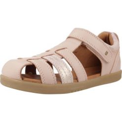 Sandały BOBUX ROAM Rose. Czerwone sandały BOBUX, bez wzorów, ze skóry, bez obcasa, bez zapięcia. Za 301.99 zł.