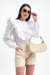 Bluzka damska CUSTOMMADE. Bluzki Custommade, s, bez wzorów, bez kołnierzyka, bez ramiączek. W wyprzedaży za 608.97 zł.