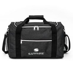 Torba podróżna Sapphire ST-130 - czarna. Czarne torby podróżne SAPPHIRE, bez wzorów, z materiału, na ramię, duże. W wyprzedaży za 47.99 zł.