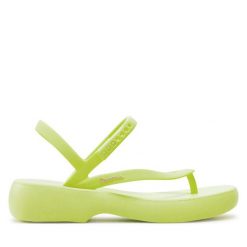 Sandały Ipanema. Żółte sandały Ipanema, bez wzorów, bez obcasa, na płaskiej podeszwie, bez zapięcia. Za 159.99 zł.