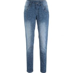 Dżinsy "soft-stretch" z nadrukiem SLIM bonprix niebieski z nadrukiem. Jeansy marki bonprix. Za 79.99 zł.