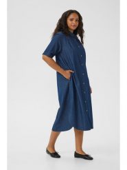 KAFFE curve Sukienka dżinsowa w kolorze granatowym rozmiar: 52. Niebieskie sukienki KAFFE curve, bez wzorów, z bawełny, bez kołnierzyka, bez ramiączek, midi. Za 126.99 zł.