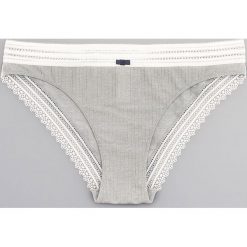 Majtki typu figi - Jasny szar. Figi marki Reserved. W wyprzedaży za 19.99 zł.