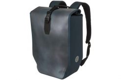 Torba rowerowa i plecak wodoodporny 21L niebieski. Niebieskie torby na laptopa AGU, bez wzorów, z materiału. Za 408.55 zł.