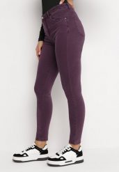 Ciemnofioletowe Jeansy Skinny z Regularnym Stanem Ingas. Fioletowe jeansy Born2be, m, bez wzorów, z jeansu, krótkie. W wyprzedaży za 67.99 zł.