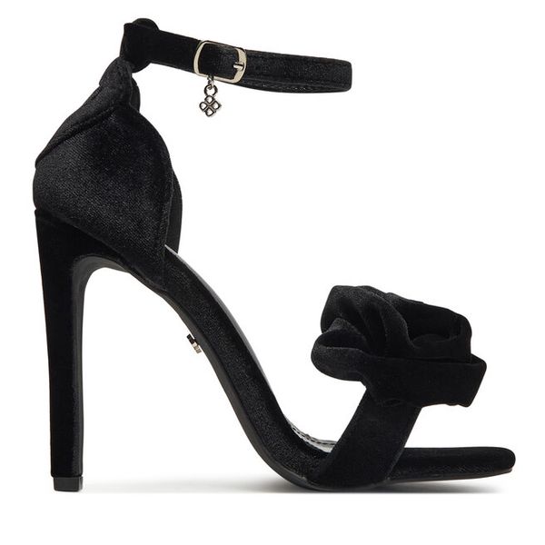 Sandały DeeZee. Czarne sandały DeeZee, bez wzorów, bez obcasa, na szpilce, bez zapięcia. Za 97.99 zł.