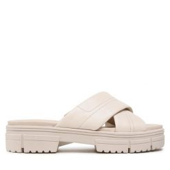 Klapki Caprice. Białe klapki Caprice, bez wzorów, bez obcasa, bez zapięcia. Za 269.99 zł.