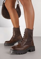 Brązowe Botki Typu Workery z Elastyczną Cholewką Polie. Brązowe botki Born2be, bez wzorów, z jeansu, bez obcasa, na płaskiej podeszwie, bez zapięcia. Za 149.99 zł.