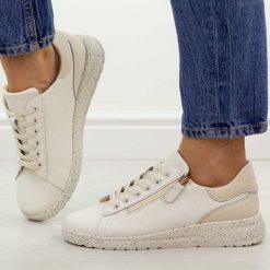 Beżowe skórzane półbuty damskie Jezzi 138. Brązowe półbuty wsuwane Jezzi, na jesień, bez wzorów, z jeansu, casualowe, bez obcasa, na płaskiej podeszwie. Za 239.00 zł.