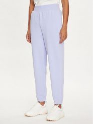 4F Spodnie dresowe 4FWSS24TTROF666 Fioletowy Regular Fit. Fioletowe spodnie dresowe 4f, bez wzorów, z bawełny. Za 89.99 zł.