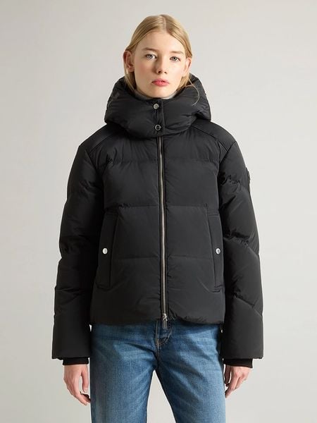 Woolrich Kurtka puchowa w kolorze czarnym rozmiar: L. Czarne kurtki Woolrich, l, bez wzorów, z puchu, bez kaptura. Za 1,136.72 zł.