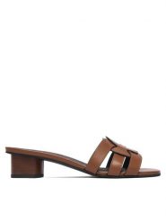 Furla Klapki Cilindro YL25CIL Y62000 AL 03B00 Brązowy. Brązowe klapki Furla, bez wzorów, ze skóry, bez obcasa, bez zapięcia. Za 1,109.00 zł.