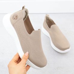 Półbuty sportowe damskie wsuwane beżowe Vinceza 17367. Brązowe buty sportowe lifestyle VINCEZA, bez wzorów, z materiału, sportowe, bez zapięcia. Za 67.50 zł.