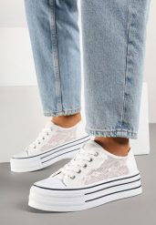 Białe Koronkowe Trampki Vices na Podwójnej Podeszwie Telosira. Białe trampki Renee, bez wzorów, z koronki, eleganckie, bez zapięcia. W wyprzedaży za 71.99 zł.