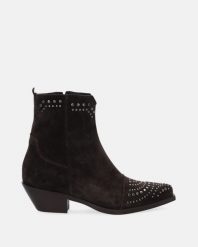 BRĄZOWE KOWBOJKI Z NITAMI 2161 CORTINA TDM. Brązowe botki Venezia, bez wzorów, ze skóry, bez obcasa, bez zapięcia. Za 439.00 zł.